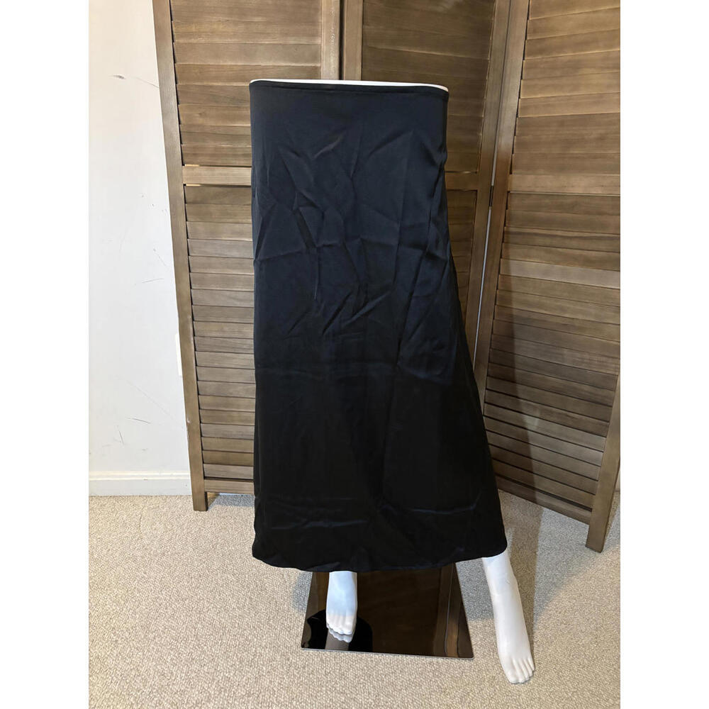 Black Plus-Size Maxi Skirt